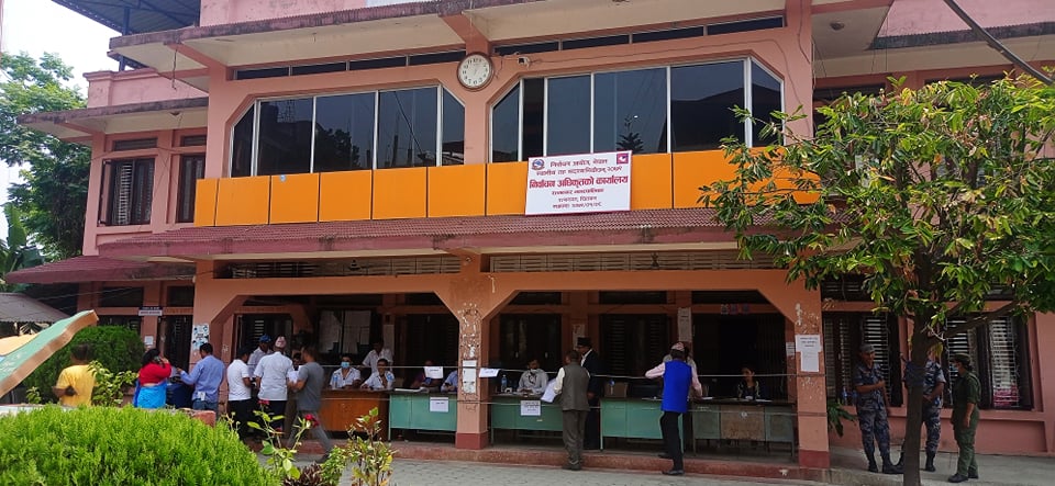 रत्ननगर सहित माडी र राप्ती मा उम्मेदबार बिरुद्ध उजुरी  दर्ता